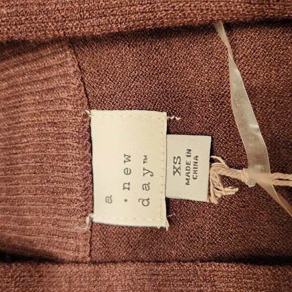 A New Day Cardigan sweater - Picture 5 of 6